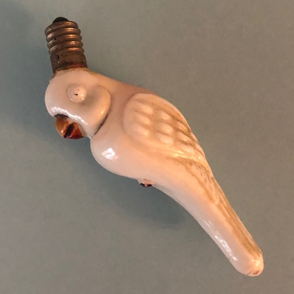 Very Old Porcelain White Parrot Lightbulb - Picture 3 of 3